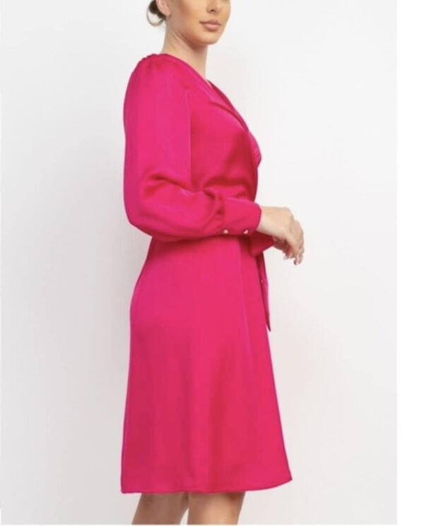 Vestido satín elegante
