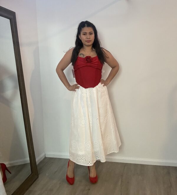 Falda larga